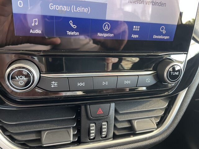 FORD Fiesta NAVI FACEL. LED Ansicht 24 für Fahrzeugdetailseite