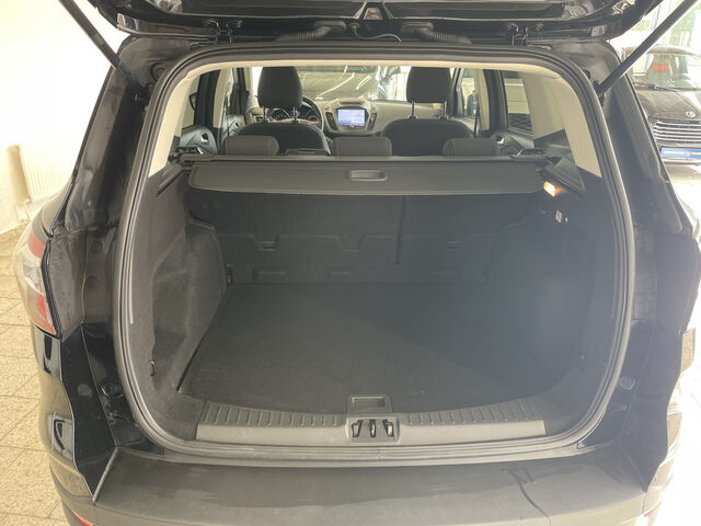 FORD Kuga AHK PDC Navi SHZ Ansicht 13 für Fahrzeugdetailseite