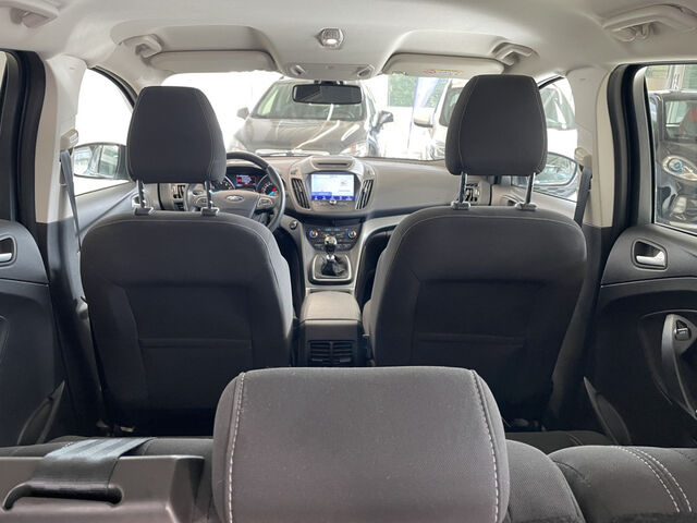 FORD Kuga AHK PDC Navi SHZ Ansicht 16 für Fahrzeugdetailseite