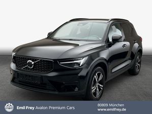 VOLVO XC40 B3 B DKG Plus Dark XC40