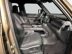 LAND ROVER Defender 110 D250 X-Dynamic SE 183 kW, 5-türig (Diesel) Defender