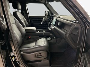 LAND ROVER Defender 110 P525 V8 Defender