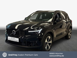 VOLVO XC40 B3 B DKG Plus Dark XC40