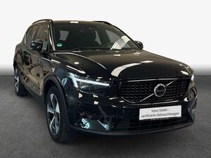 VOLVO XC40 B3 B DKG Plus Dark XC40