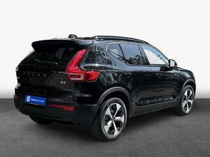 VOLVO XC40 B3 B DKG Plus Dark XC40
