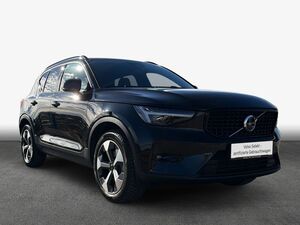 VOLVO XC40 B3 B DKG Plus Dark XC40