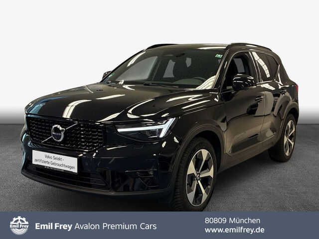 VOLVO XC40 B3 B DKG Plus Dark XC40