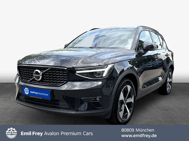 VOLVO XC40 B3 B DKG Plus Dark XC40