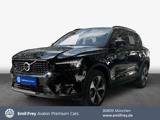 VOLVO XC40 B3 B DKG Plus Dark XC40