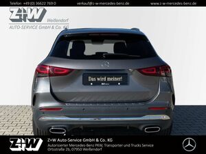 MERCEDES-BENZ GLA 200 4MATIC AMG-LINE*NAVI*DISTRONIC*LED Navi