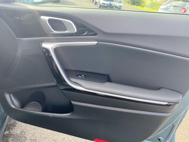 KIA Ceed Sportswagon 1.6D 136 48V DCT7 GTL STD Ansicht 17 für Fahrzeugdetailseite