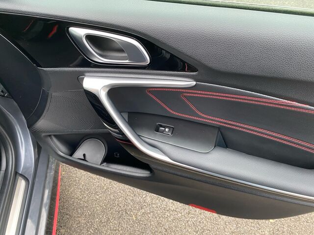 KIA ProCeed 1.6 T-GDI GT Ansicht 16 für Fahrzeugdetailseite