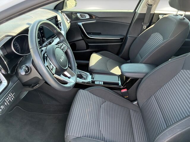 RENAULT Symbioz Techno E-TECH Full Hybrid 145  Ansicht 8 für Fahrzeugdetailseite