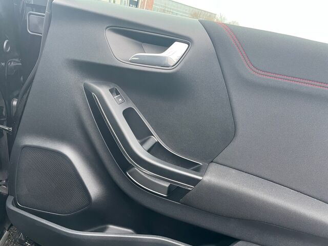 FORD Grand Tourneo Connect 1.5TDCi Grand Trand S/S EcoBlue Ansicht 16 für Fahrzeugdetailseite