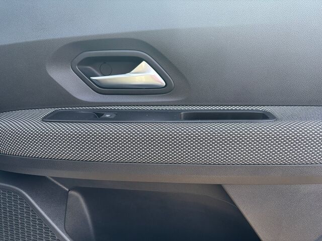 RENAULT Clio Techno E-Tech Full Hybrid 145 Ansicht 17 für Fahrzeugdetailseite