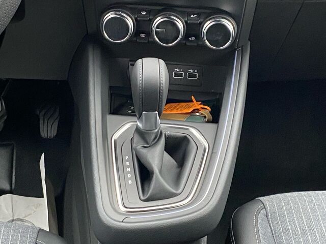 DACIA Duster Extreme TCe 150 EDC Ansicht 10 für Fahrzeugdetailseite