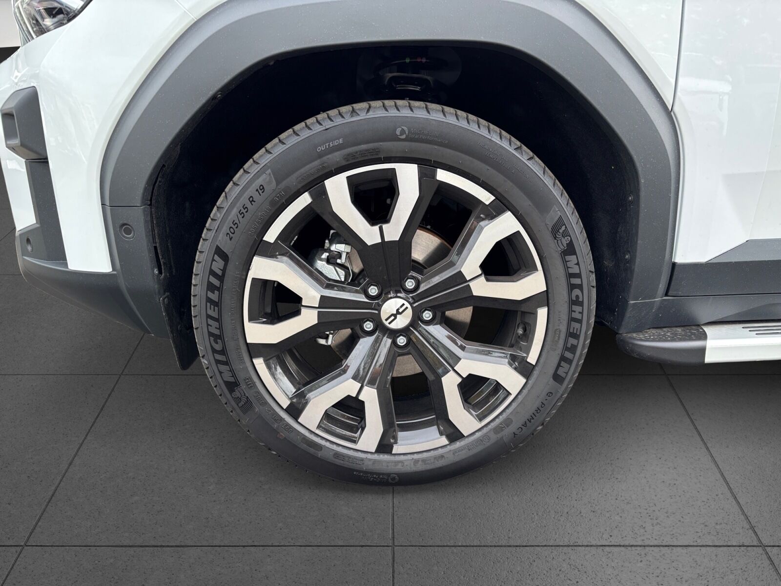 DACIA Bigster 1.8 E-TECH Hybrid 155 Journey Ansicht 16 für Fahrzeugdetailseite