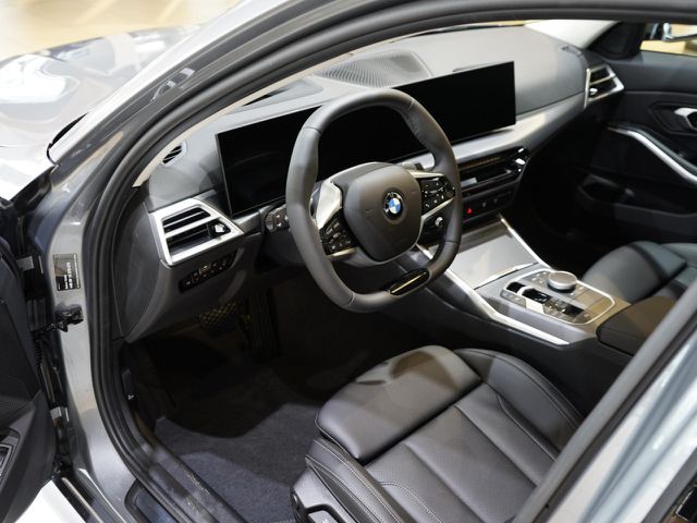 BMW 320 d Sports.HUD SurrView HiFi LiveProf.Komfz.AHK Ansicht 7 für Fahrzeugdetailseite