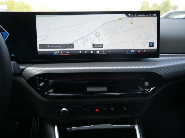 BMW 330 e M Sport AdapLED AHK LiveProf DAB DrivAS PaAs Ansicht 11 für Fahrzeugdetailseite