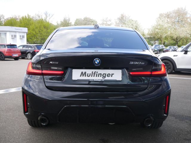 BMW 330 e M Sport AdapLED AHK LiveProf DAB DrivAS PaAs Ansicht 5 für Fahrzeugdetailseite