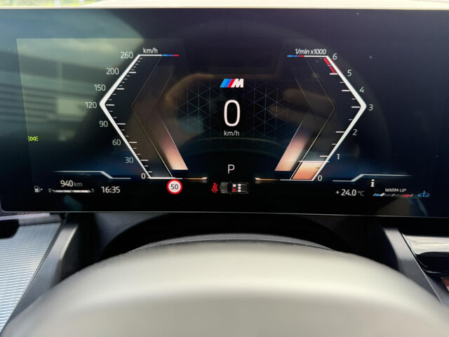 BMW 520 d xDrive Touring M Sport Pro HUD B&W AHK Ansicht 12 für Fahrzeugdetailseite
