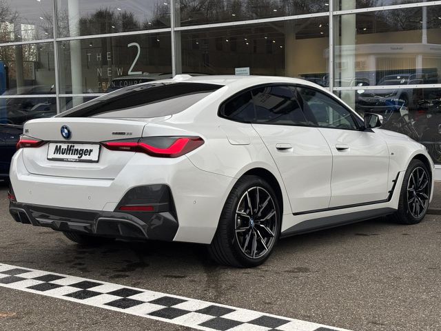 BMW i4 e35 M Sport SurrVIew HUD ACC Laser 19 Ansicht 8 für Fahrzeugdetailseite