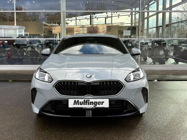 BMW 120 d M Sport HUD Iconic Glow LiveProf.Ha/Ka.19 Ansicht 4 für Fahrzeugdetailseite