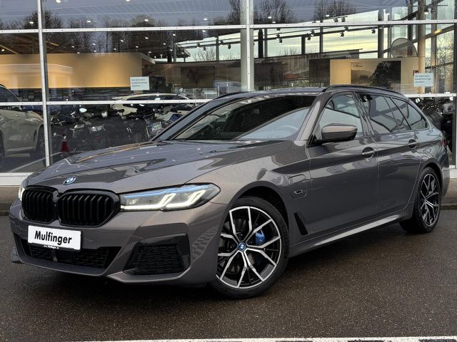 BMW 530 e T. M Sport LiveProf HUD Laser PanoD.Massage Ansicht 2 für Fahrzeugdetailseite