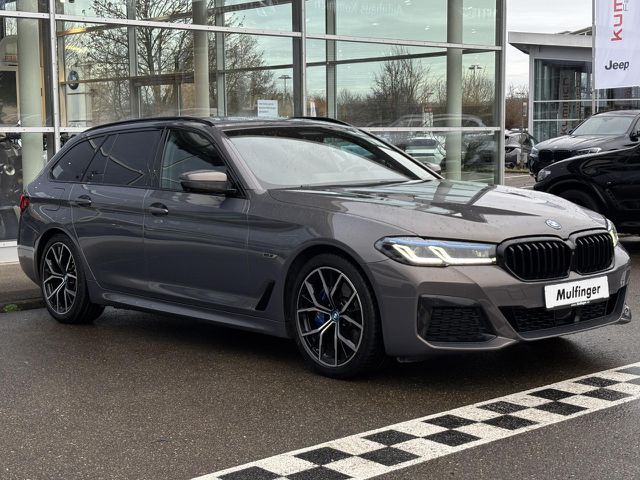 BMW 530 e T. M Sport LiveProf HUD Laser PanoD.Massage Ansicht 5 für Fahrzeugdetailseite