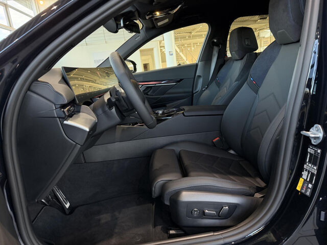 BMW i5 eDrive40 M Sport Active PDC Adaptiver LED RPA Ansicht 11 für Fahrzeugdetailseite