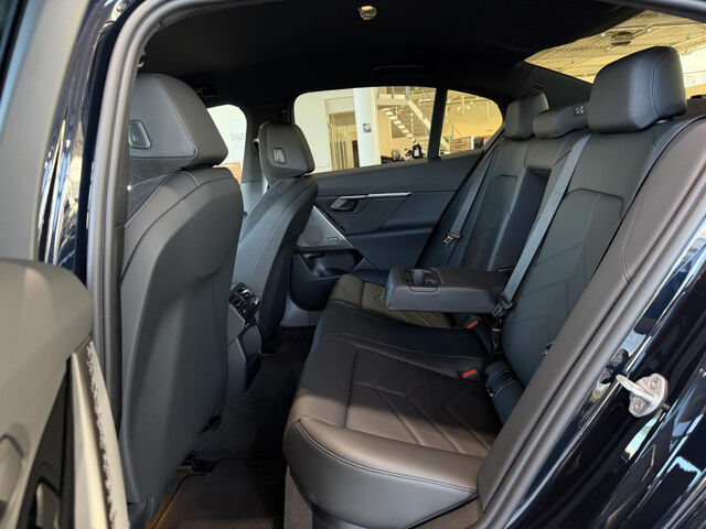 BMW i5 eDrive40 M Sport Active PDC Adaptiver LED RPA Ansicht 14 für Fahrzeugdetailseite