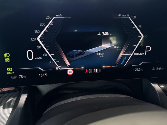 BMW i5 eDrive40 M Sport Active PDC Adaptiver LED RPA Ansicht 15 für Fahrzeugdetailseite
