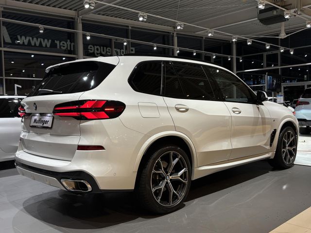 BMW X5 xDrive40d M Sport HUD Gestik Adap LED 21 PDC Ansicht 7 für Fahrzeugdetailseite