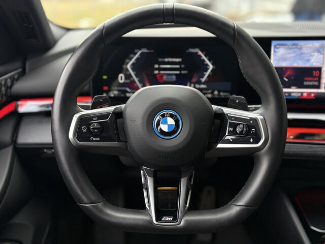 BMW 550 e xDr.M Sport ACC SurView HUD Bow+Wil.AHK 20 Ansicht 12 für Fahrzeugdetailseite