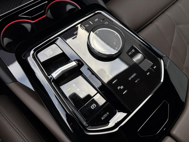 BMW 550 e xDr.M Sport ACC SurView HUD Bow+Wil.AHK 20 Ansicht 15 für Fahrzeugdetailseite