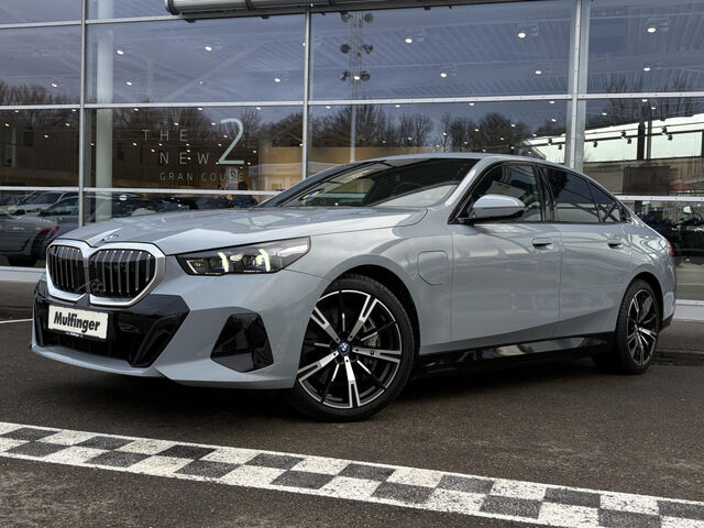 BMW 550 e xDr.M Sport ACC SurView HUD Bow+Wil.AHK 20 Ansicht 2 für Fahrzeugdetailseite