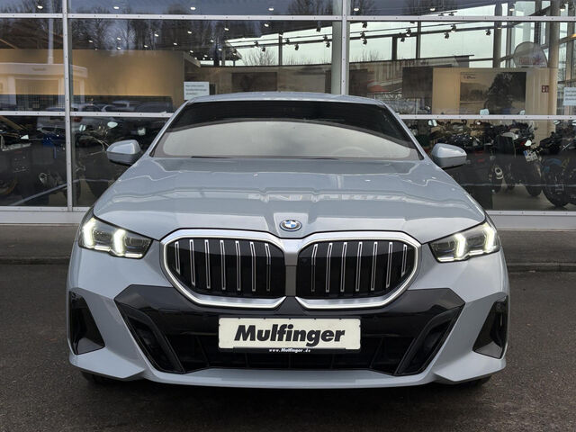 BMW 550 e xDr.M Sport ACC SurView HUD Bow+Wil.AHK 20 Ansicht 4 für Fahrzeugdetailseite
