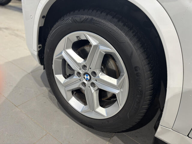 BMW X1 x23i M Sport DrivAss+ACC Kamera Navi Sitzh. Ansicht 7 für Fahrzeugdetailseite