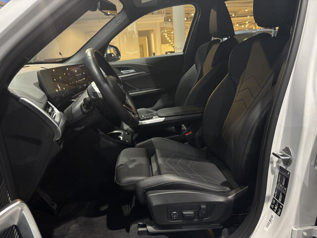 BMW X1 x23i M Sport DrivAss+ACC Kamera Navi Sitzh. Ansicht 9 für Fahrzeugdetailseite