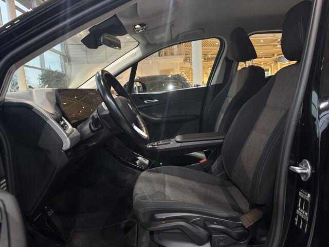 BMW 218 Active Tourer 218d ActiveT.Aut.Navi driving Ass ada LED RFK Ansicht 9 für Fahrzeugdetailseite