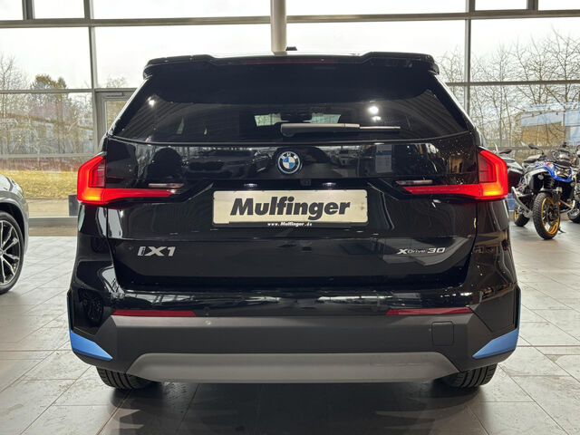 BMW iX1 x30 LiveProf.HUD Kamera DAB Adapt-Fahrwerk Ansicht 7 für Fahrzeugdetailseite