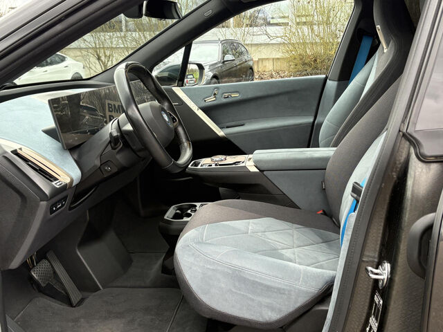 BMW iX x40 Sky HUD ACC SurView Laser Massage AHK 22 Ansicht 10 für Fahrzeugdetailseite