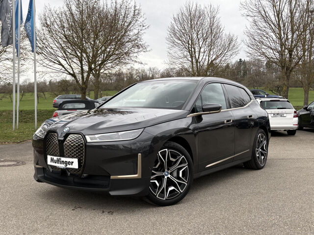 BMW iX x40 Sky HUD ACC SurView Laser Massage AHK 22 Ansicht 2 für Fahrzeugdetailseite