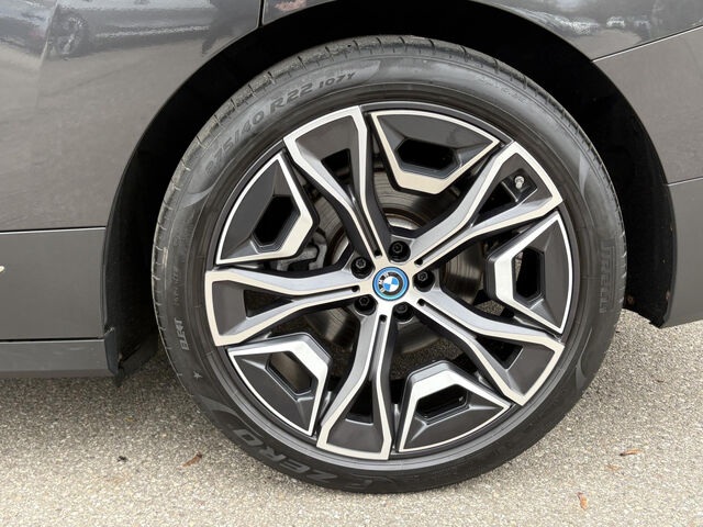 BMW iX x40 Sky HUD ACC SurView Laser Massage AHK 22 Ansicht 6 für Fahrzeugdetailseite