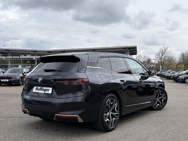 BMW iX x40 Sky HUD ACC SurView Laser Massage AHK 22 Ansicht 8 für Fahrzeugdetailseite