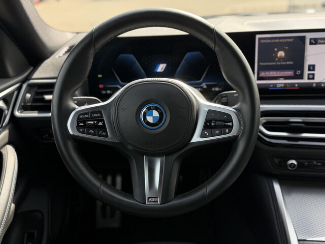 BMW i4 e35 GranCoupÃ© M Sport SurView Live-Navi Park+ Ansicht 12 für Fahrzeugdetailseite