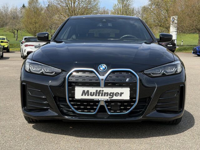 BMW i4 e35 GranCoupÃ© M Sport SurView Live-Navi Park+ Ansicht 4 für Fahrzeugdetailseite