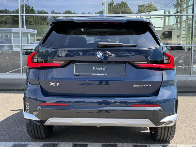 BMW X1 sDrive20i X Line Sel. Beam SurrView Adapt LED Ansicht 7 für Fahrzeugdetailseite
