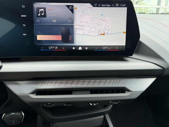 BMW 220 i GC M Sport HUD SuView Lenkradh.LiveProf.18 Ansicht 14 für Fahrzeugdetailseite