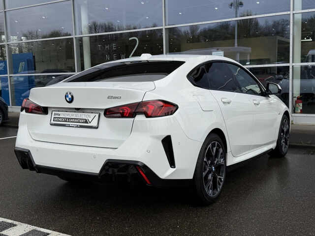 BMW 220 i GC M Sport HUD SuView Lenkradh.LiveProf.18 Ansicht 7 für Fahrzeugdetailseite